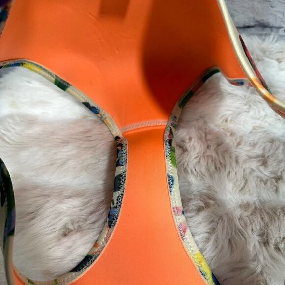 Triangl Neoprene Floral Bikini Bottom Size Small - Picture 5 of 5